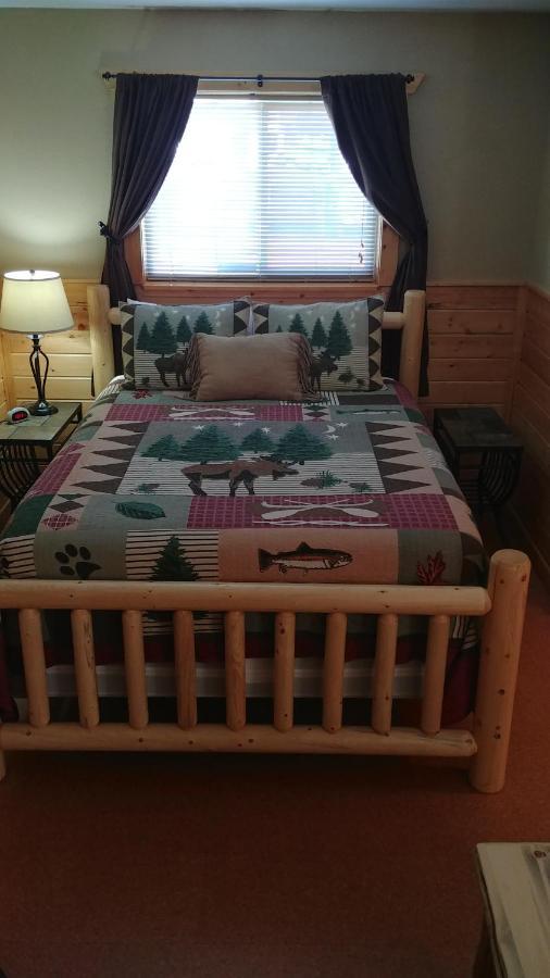 9 Bar W Cabins West Yellowstone Bagian luar foto