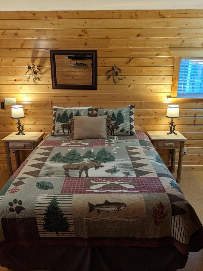 9 Bar W Cabins West Yellowstone Bagian luar foto