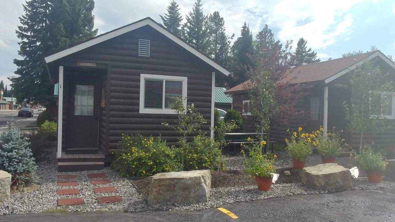 9 Bar W Cabins West Yellowstone Bagian luar foto