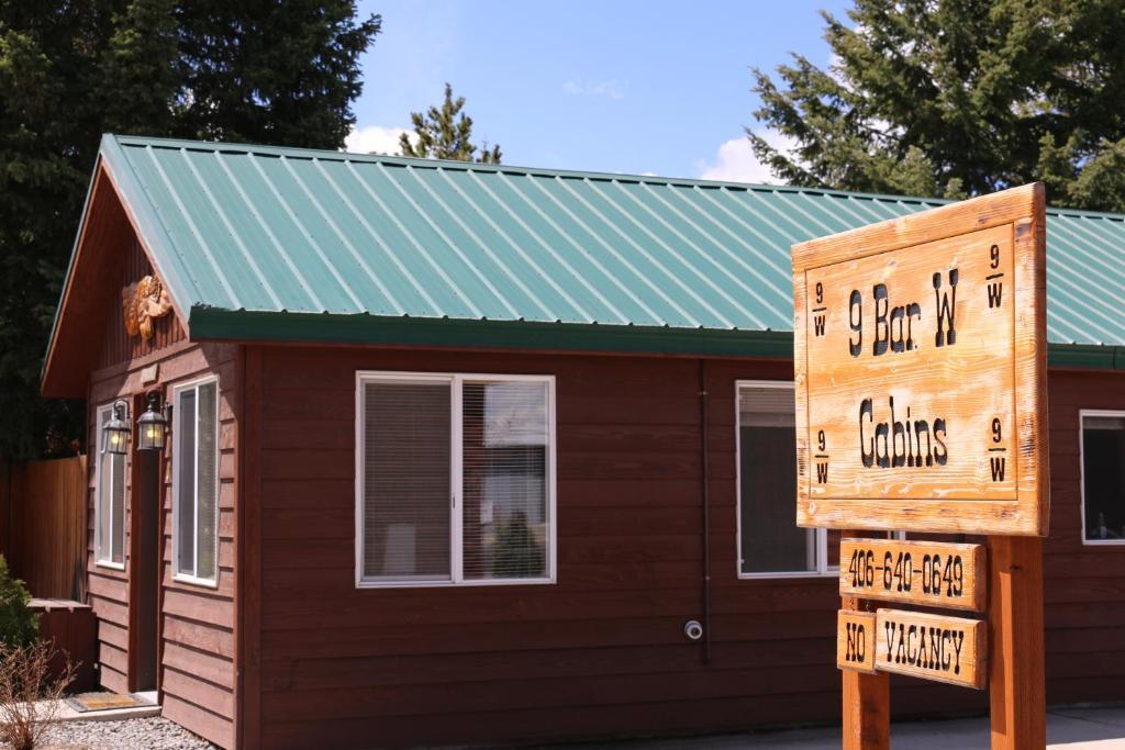 9 Bar W Cabins West Yellowstone Bagian luar foto